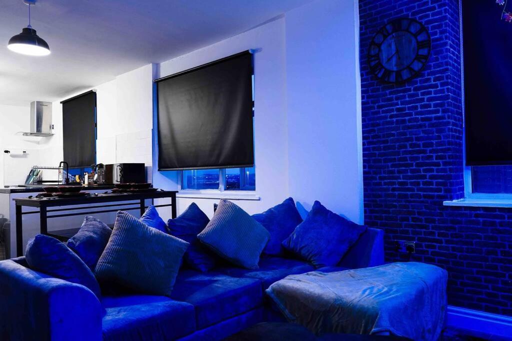 לידס Stunning Two Bed City Centre Apartment מראה חיצוני תמונה